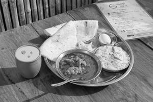 Chicken Thali [Serves 1]