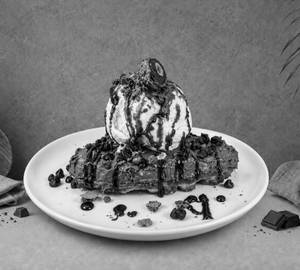 Ferrero Town Waffle Sundae