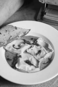 Creamy Tuscan Ravioli[serves 2-500ml]