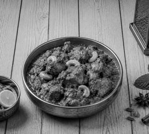 Boneless Kaju Chicken Curry