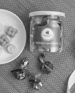 Mix Chocolate Pet Jar [150 gm]