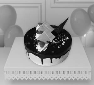 Kitkat cake