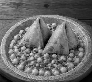 Double Chola Samosa (2Pcs Samosa)