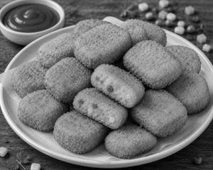 Veg Nuggets (5 Pcs)