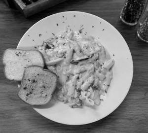 Alfredo veg pasta
