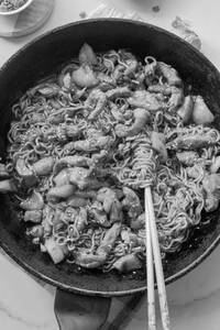 Spice Chicken Noodles With Dragon Chicken