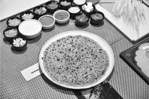 Raja Rani Stuffed Paratha