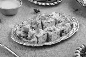 Kali Mirch Paneer Tikka