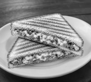 Veg Grilled "Sandwich" [1 Pieces]
