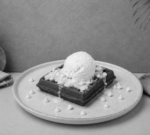 Red Velvet Cream Cheese Waffle Sundae