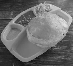 Chhola Bhatura