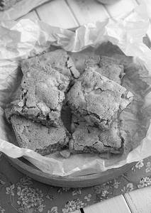 Gooey Apple Brownie