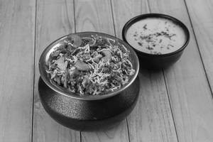 Hyderabadi Biryani With Raita