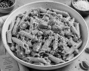 Gluten-free Penne/chickpea/whole Wheat In Rosé Sauce
