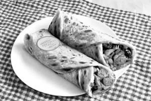 Veg Schezwan Roll