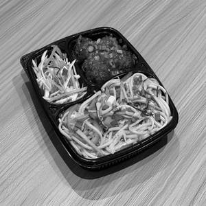 Manchurian Dry With Hakka Noodles