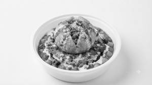 Royal Khasta Kachori Chaat With Chole [300ml]
