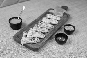 Italian Cheese Naan