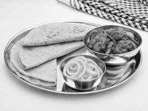 Chilli Chicken With Tawa Roti