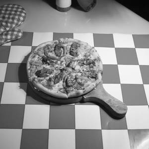 Butter Chicken Pizza