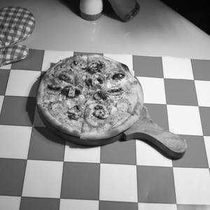 Onion Mushroom Pizza