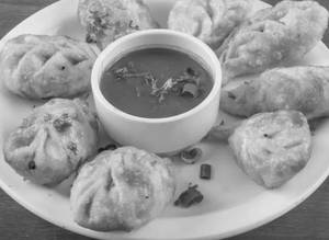 Veg Fried Momos [5 Pieces]