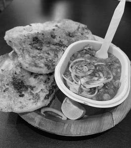 Chole Kulche
