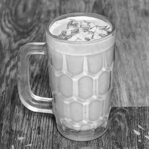 Keshar Pista Thick Shake
