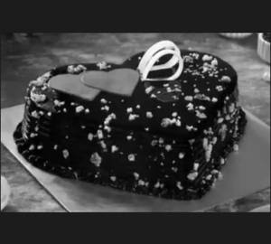 Chocolate walnut heart shape cake