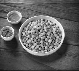 Chickpea protein salad