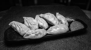 Veg Atta Momos [ 8 Pieces]