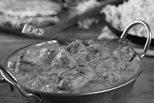 Chicken Tikka Butter Masala (8 Pcs)
