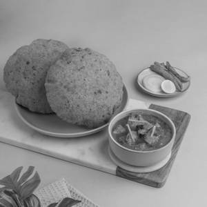 Bedmi Puri With Aloo Sabji