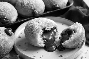 Truffle Filled Bombolini (1 Piece)