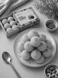 Rava Laddu