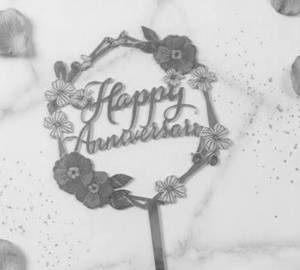 Anniversary Topper