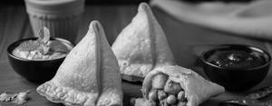 Dilli Gully Aloo Matar Samosa