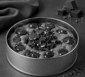 Milk Chocolate Cookie Tin