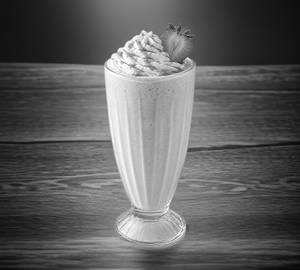 Straw berry milk shake