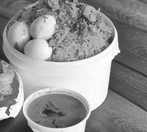 Chicken"65" (Half Bucket) Biryani - (1700 G, 3 To 4 Persons, 300 G Chic 65 & 3 Eggs)