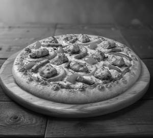 Classic chicken pizza