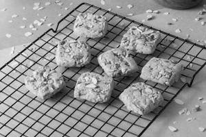 Butter Almond Cookies (8pcs)