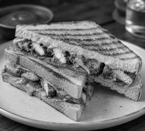 Chesy chicken sandwichc