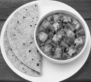 Shahi Paneer with 2 Roti
