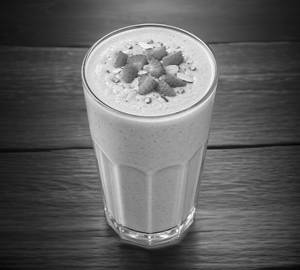 Strawberry lassi