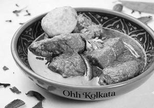 Kolkata  Style Chicken Duckbunglow 3 Pieces With 1 Pieces Fried Egg(ok