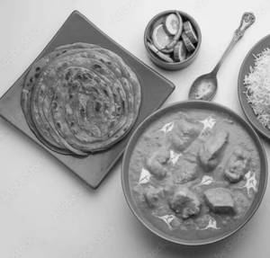 Laccha paratha [2] with hot garlic chicken [3 pieces]