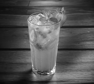 Straw berry mocktail