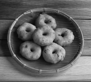 Medhu Vada.