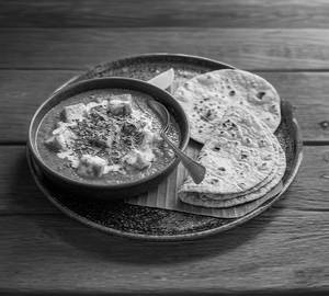 Tava roti 3 piece with paneer butter masala